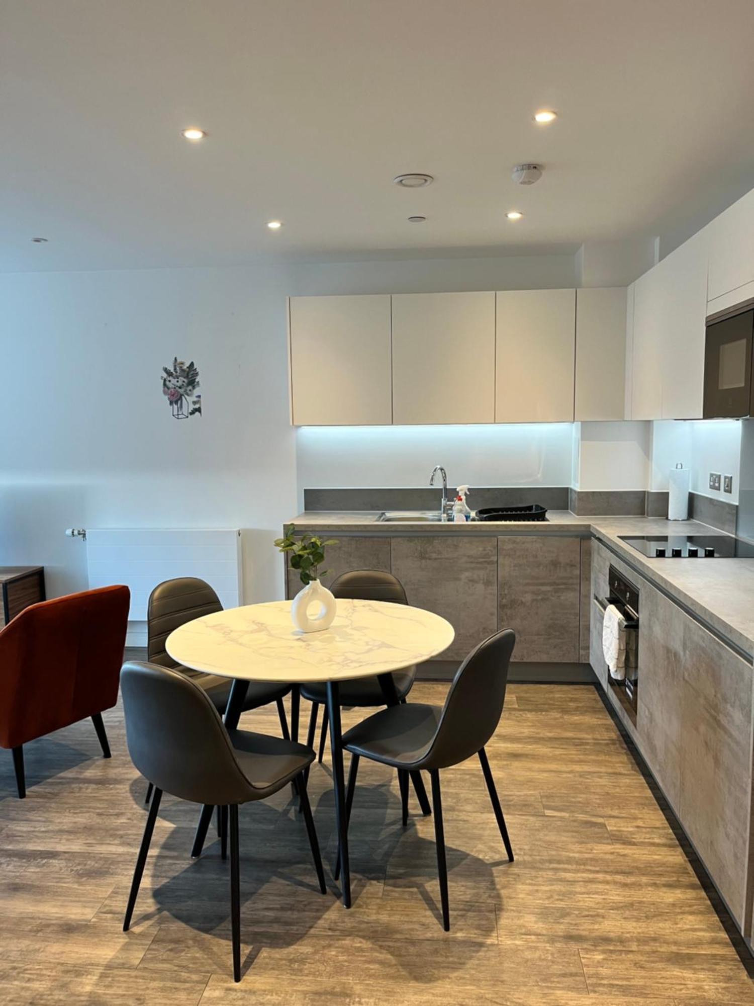 One Bedroom Apartment Barking  Exterior photo